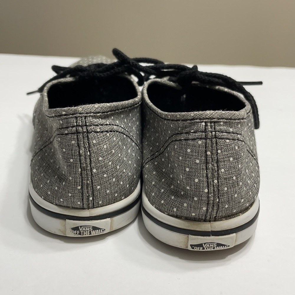 Ladies Vans - Picture 2 of 8